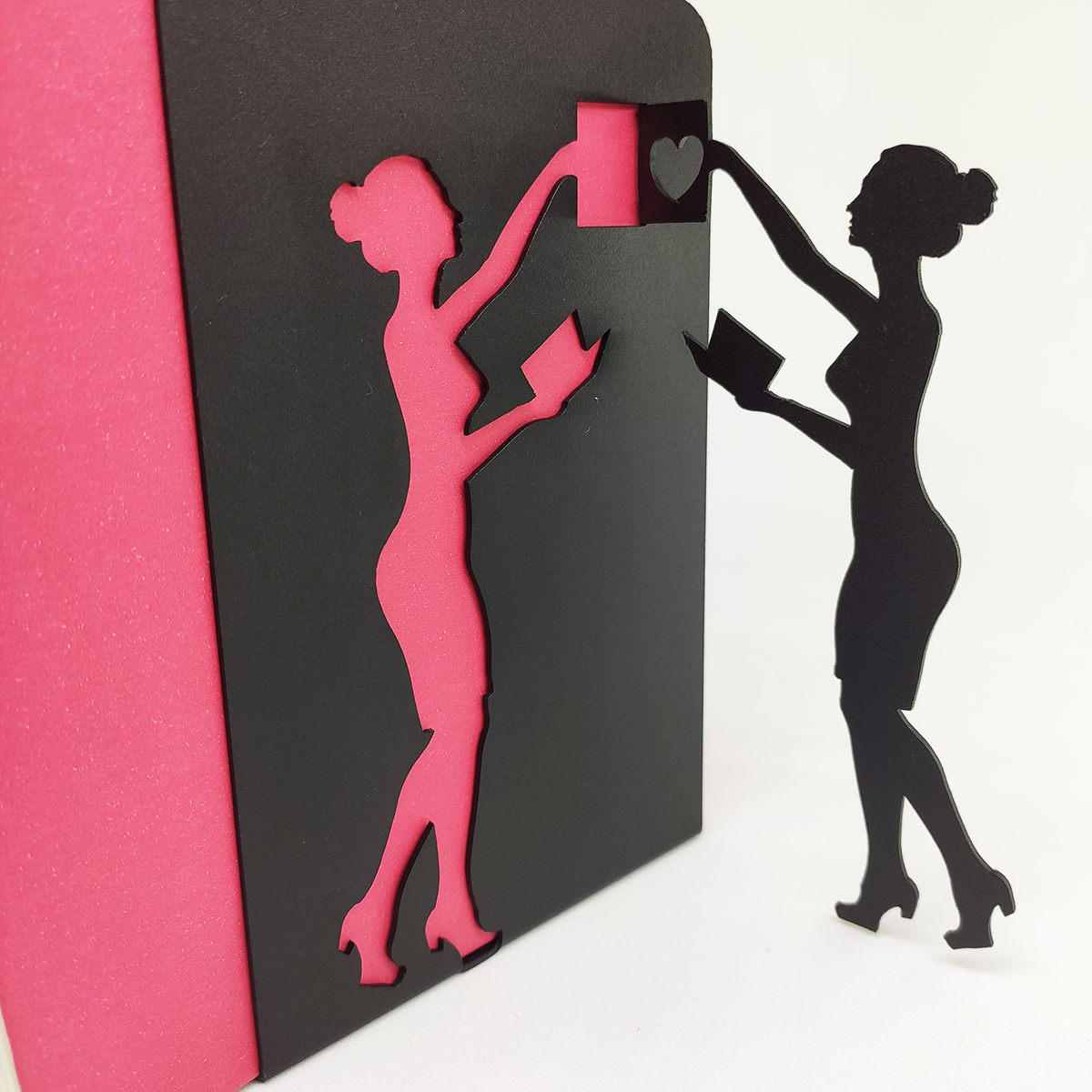 Suporte de Livros em Aço “Mulheres & Leitura” – Porta-Livros, Apoio, Bibliocanto & Bookends – PeculiArtes - Imagem 2